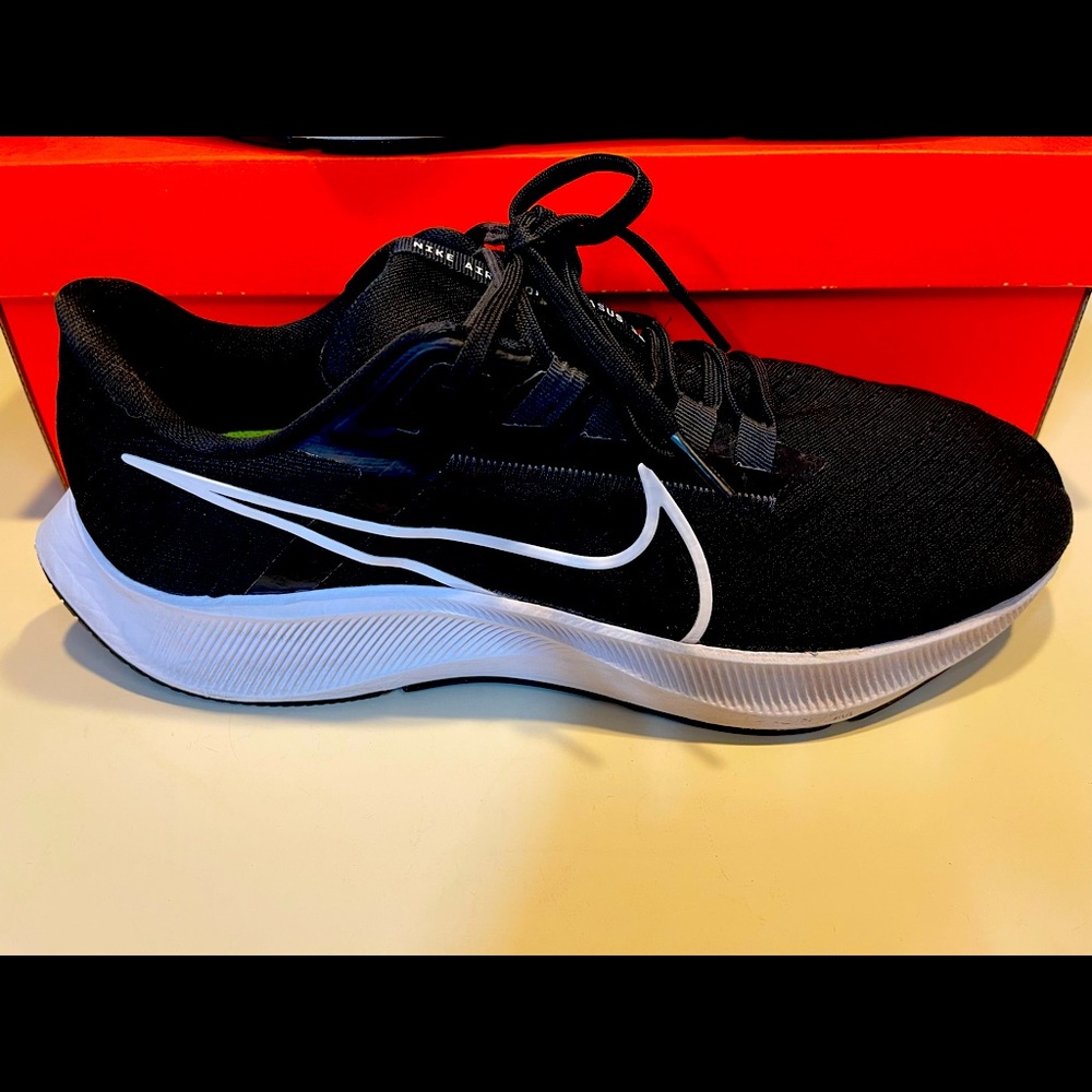 Men’s Nike Pegasus 38 4E
